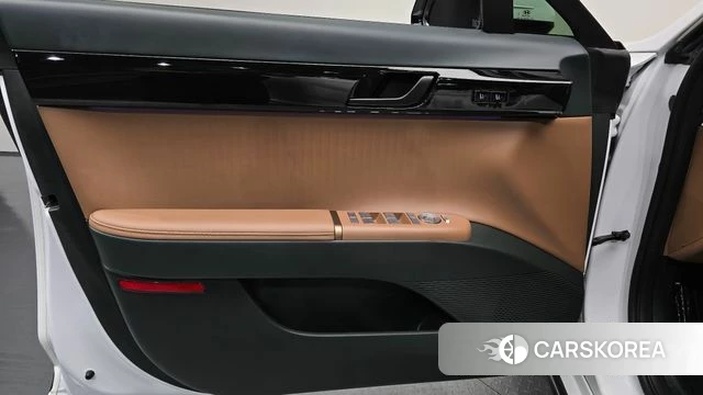 Hyundai Grandeur Hybrid (GN7) id 4329564 из Кореи 16