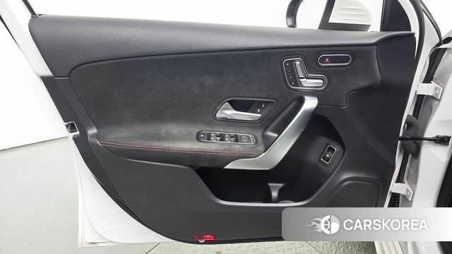 Mercedes-Benz A-Class W177 id 4535616 из Кореи 16