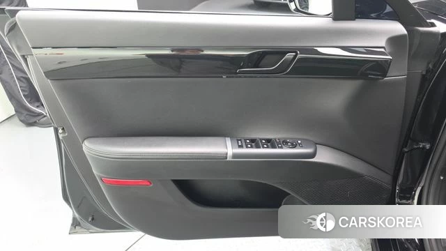 Hyundai Grandeur Hybrid (GN7) id 4618459 из Кореи 16
