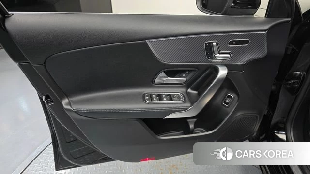 Mercedes-Benz A-Class W177 id 4773214 из Кореи 16