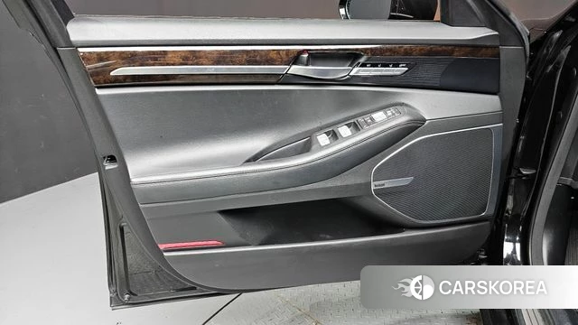 Genesis G90 id 4907551 из Кореи 16