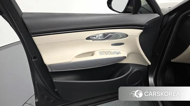 Genesis GV70 id 4501405 из Кореи 16