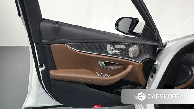 Mercedes-Benz E-Class W213 id 4444437 из Кореи 16