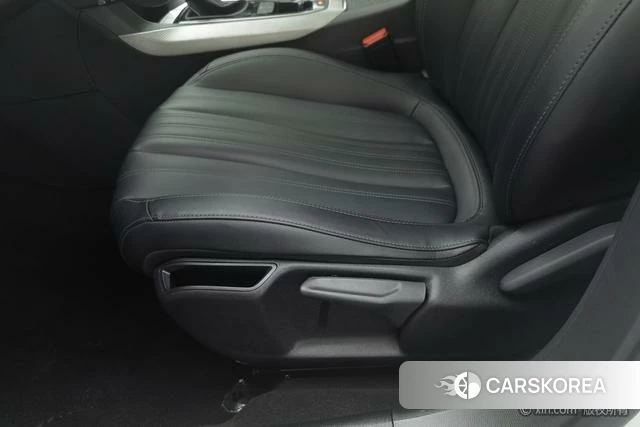 Peugeot 408 id 4213665 из Китая 16