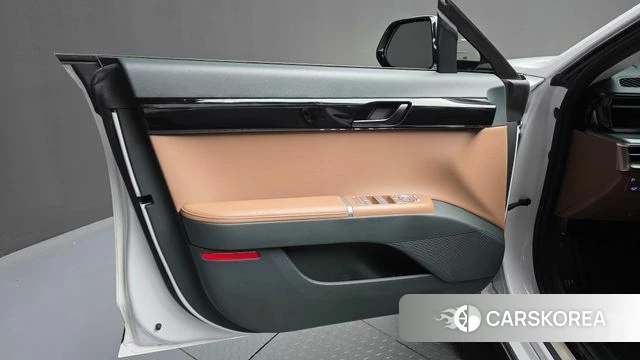 Hyundai Grandeur Hybrid (GN7) id 4456334 из Кореи 16
