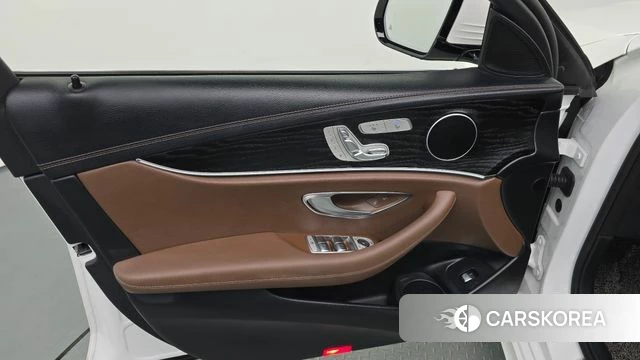 Mercedes-Benz E-Class W213 id 4716017 из Кореи 16