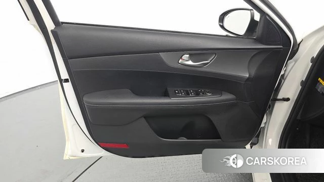 Kia Come New K3 id 4717786 из Кореи 16