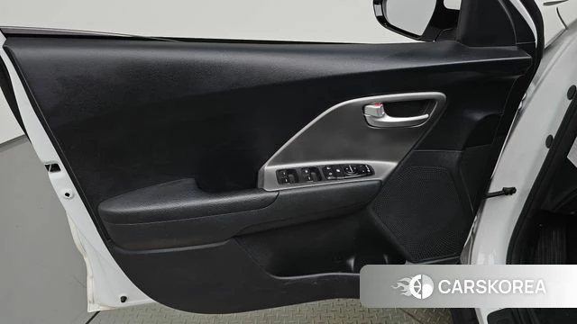 Kia Niro Plus id 4613422 из Кореи 16