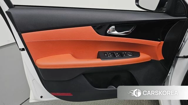 Kia The New K3 2nd generation id 4202697 из Кореи 16