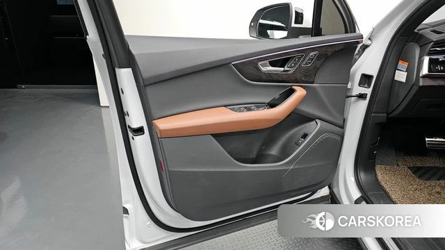 Audi Q7 (4M) id 4244608 из Кореи 16