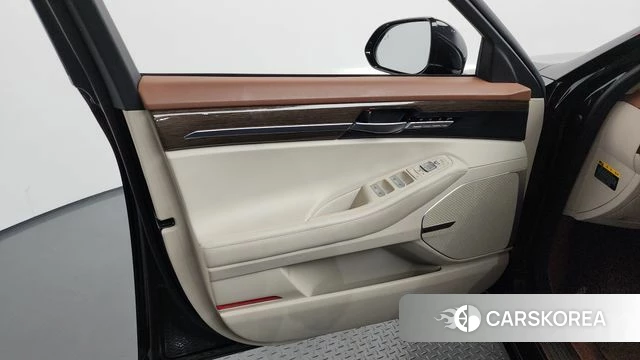 Genesis G90 id 4363214 из Кореи 16