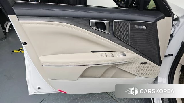Kia The New K8 id 4629860 из Кореи 16