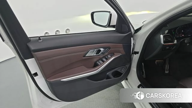 BMW 3 Series (G20) id 4423087 из Кореи 16