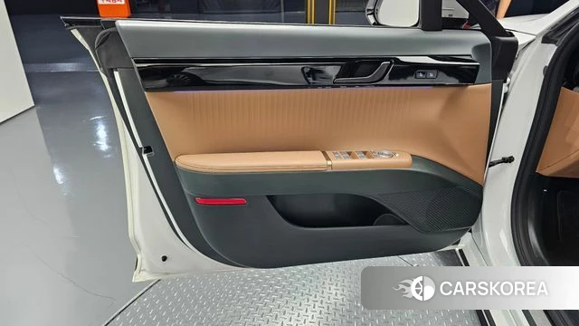 Hyundai Grandeur Hybrid (GN7) id 4617980 из Кореи 16