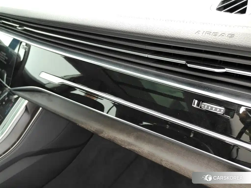Audi Q8 id 4659791 из Китая 16