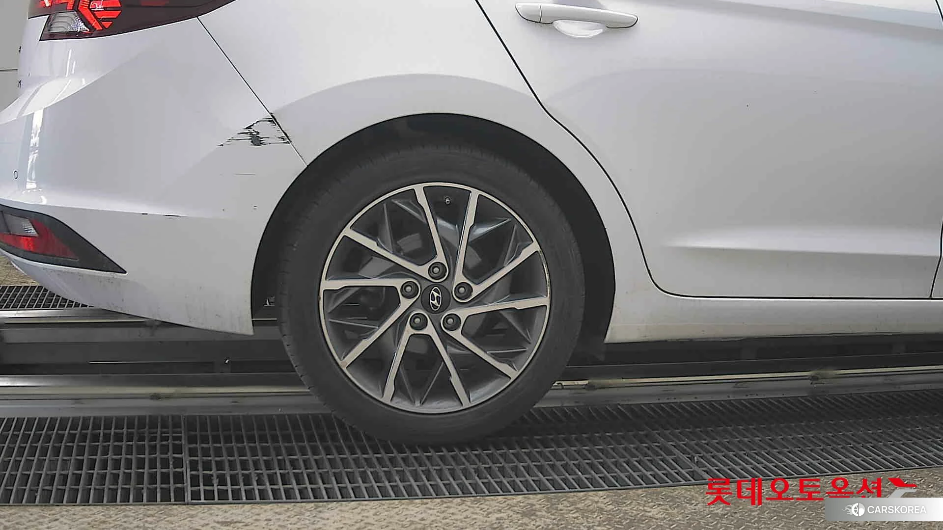 Hyundai Avante id 3869284 из Кореи 16