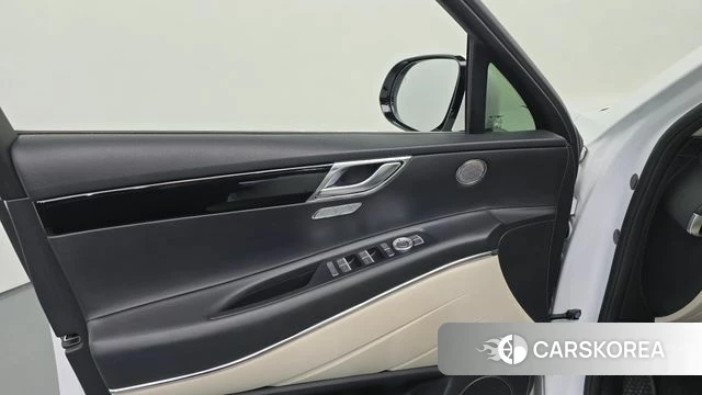 Genesis GV80 id 4196484 из Кореи 16