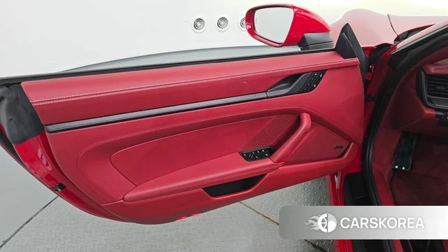 Porsche 911(992) id 4612189 из Кореи 16