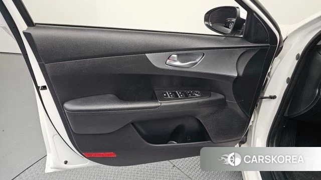 Kia The New K3 2nd generation id 4249842 из Кореи 16