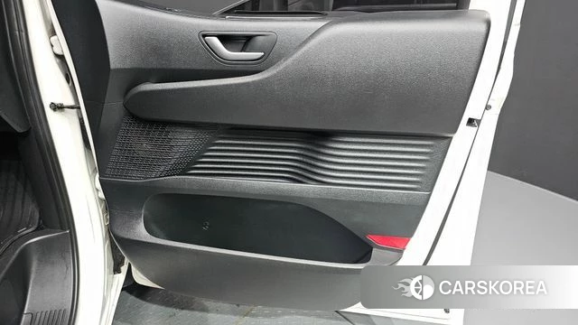 Hyundai Staria id 4936035 из Кореи 16