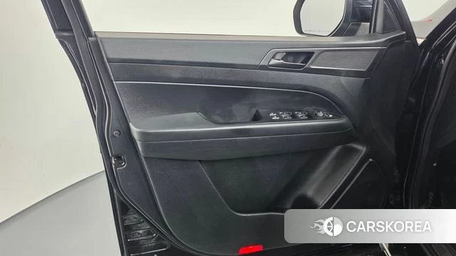 Ssangyong The New Rexton Sports Cannes id 4702468 из Кореи 16