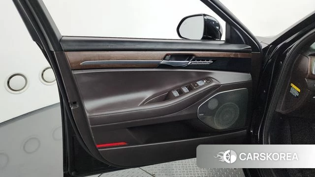 Genesis G90 id 4445559 из Кореи 16