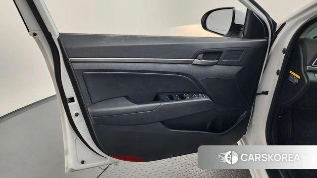 Hyundai Avante AD id 4206720 из Кореи 16