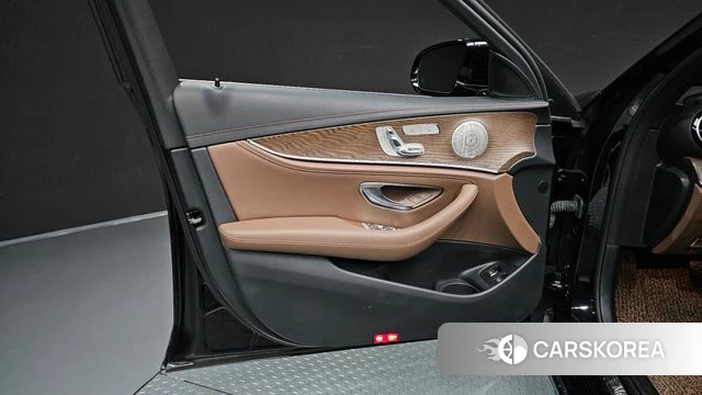 Mercedes-Benz E-Class W213 id 4691795 из Кореи 16