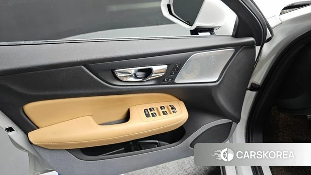 Volvo S60 3rd generation id 4476936 из Кореи 16