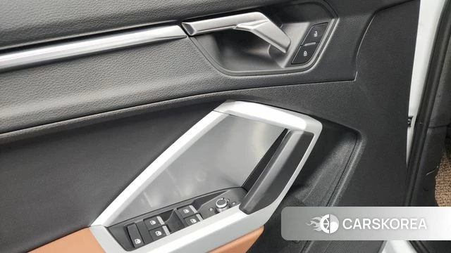 Audi Q3 (F3) id 4523189 из Кореи 16