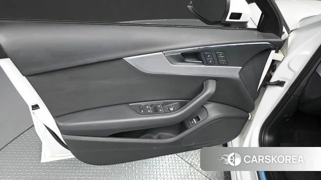 Audi A4 (B9) id 4303699 из Кореи 16