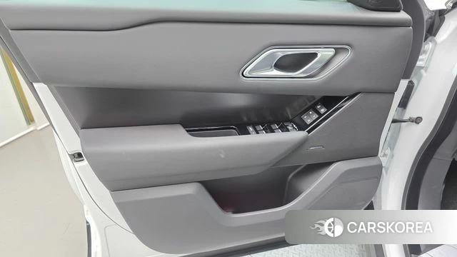 Land Rover Range Rover Velar id 4505138 из Кореи 16