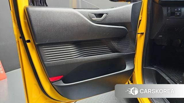 Hyundai Staria id 4623140 из Кореи 16