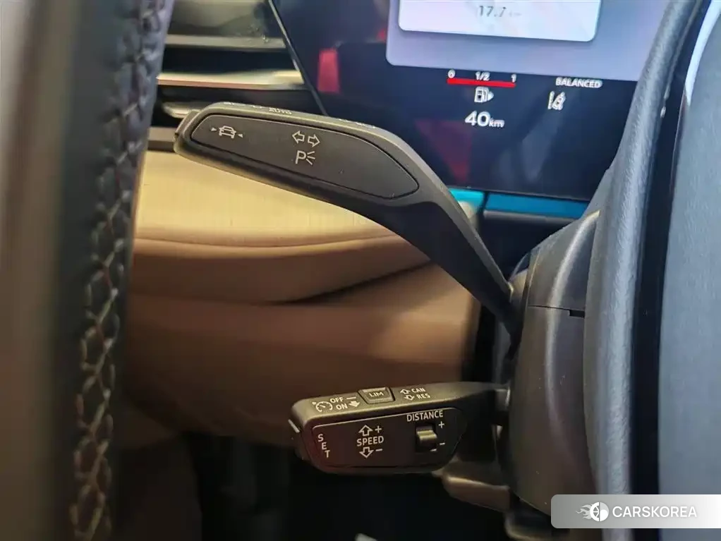 Audi Q5L id 4634759 из Китая 16