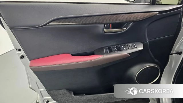 Lexus NX300h id 4633176 из Кореи 16