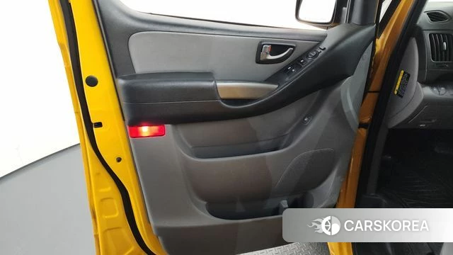 Hyundai The New Grand Starex id 4520500 из Кореи 16