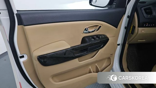 Kia The New Carnival id 4563266 из Кореи 16