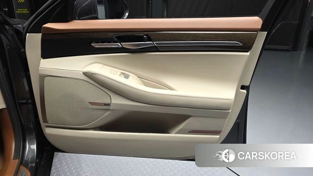 Genesis G90 id 4580906 из Кореи 16
