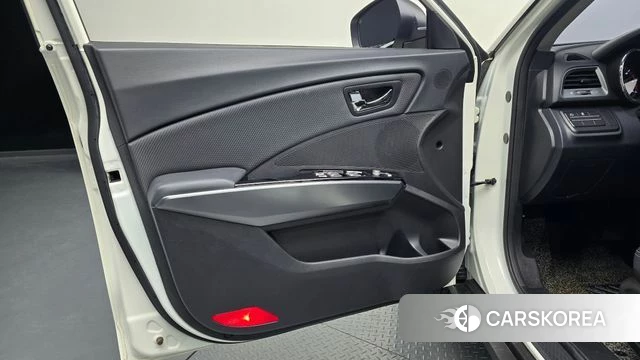 Ssangyong Tivoli Armor id 4286095 из Кореи 16