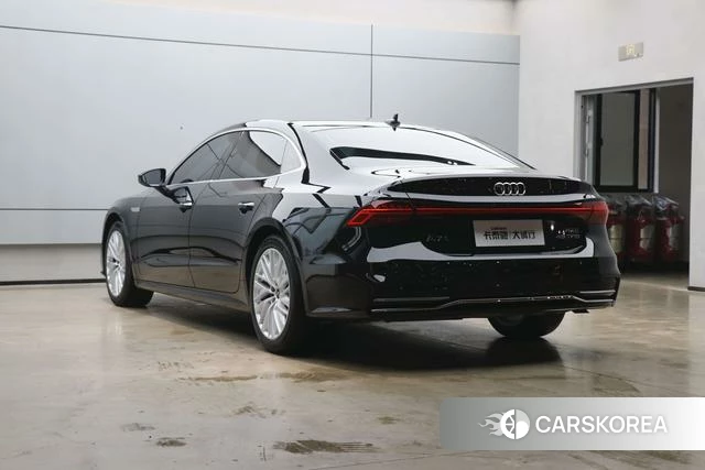 Audi A7L id 4298106 из Китая 16