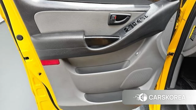 Hyundai The New Grand Starex id 4642761 из Кореи 16
