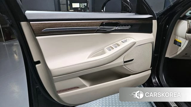 Genesis G90 id 4339423 из Кореи 16