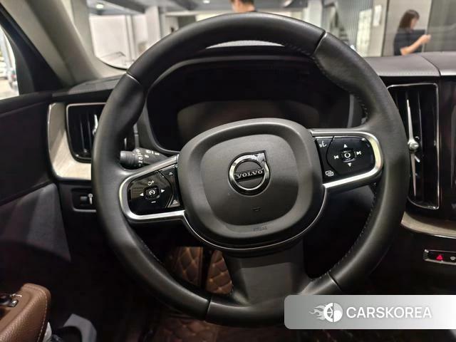 Volvo XC60 id 4220895 из Китая 16
