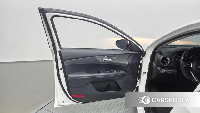 Kia Come New K3 id 4770803 из Кореи 16