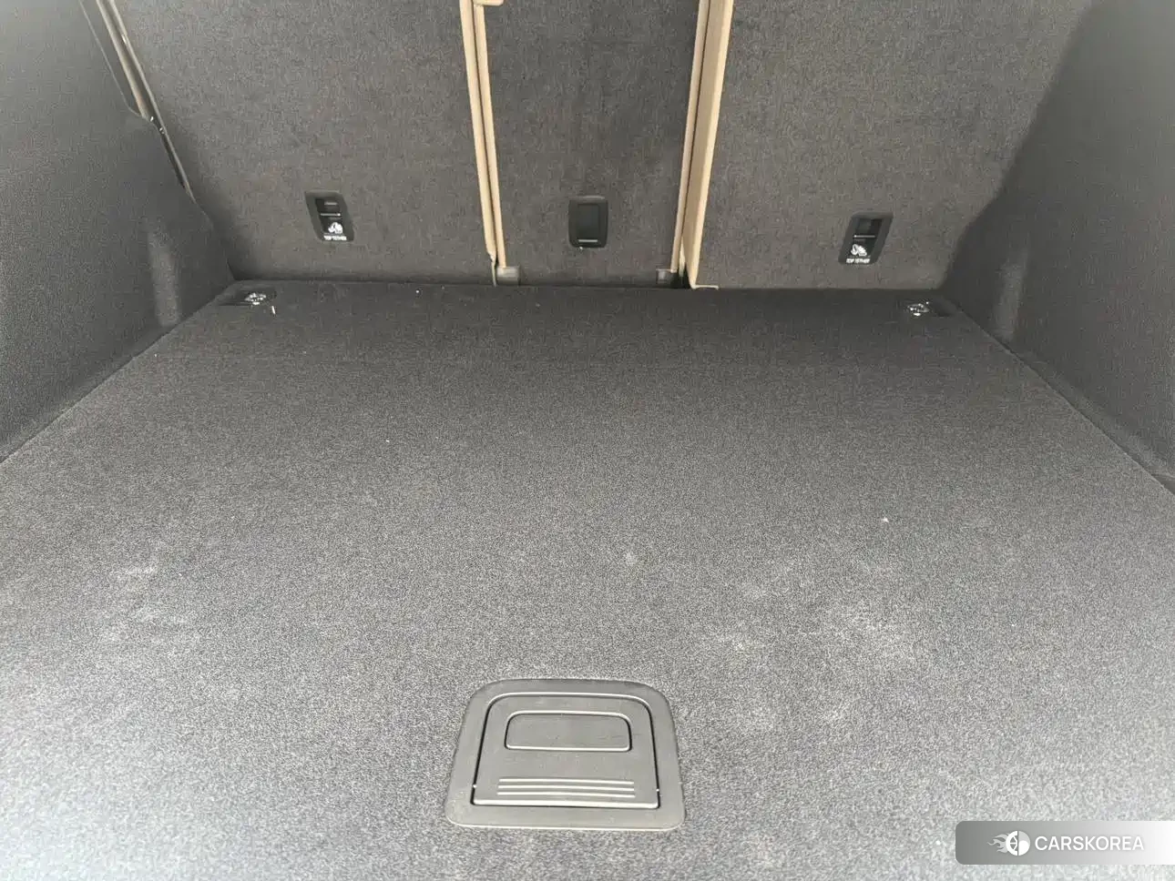 Audi Q5L id 4599570 из Китая 16