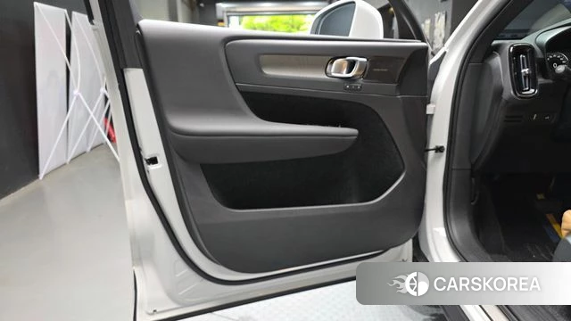Volvo XC40 id 4500962 из Кореи 16