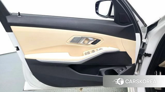 BMW 3 Series (G20) id 4774181 из Кореи 16