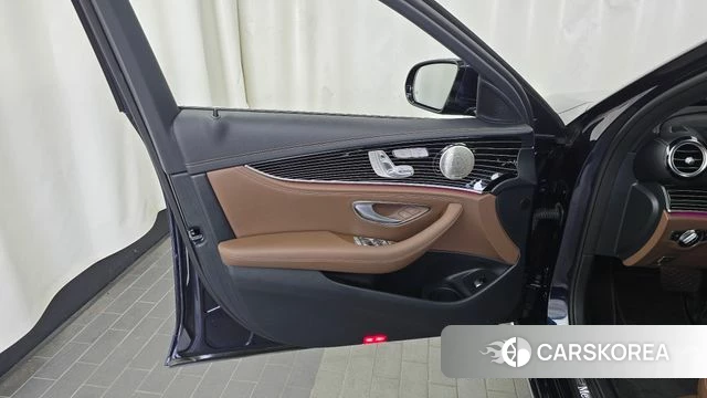 Mercedes-Benz E-Class W213 id 4500026 из Кореи 16