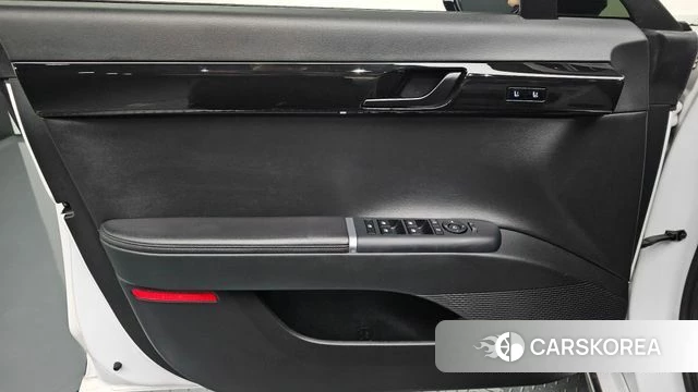 Hyundai Grandeur (GN7) id 4343144 из Кореи 16