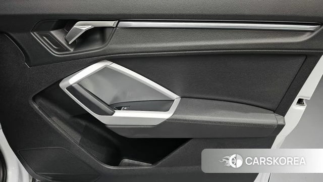 Audi Q3 (F3) id 4201628 из Кореи 16